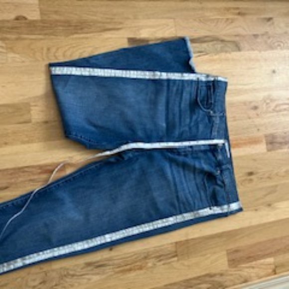 Loft Blue Jeans - Picture 3 of 3